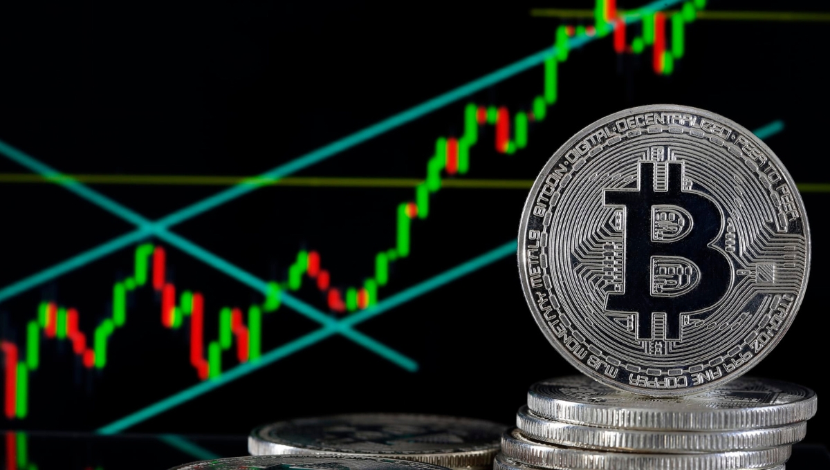 Bitcoin today: Rally cools after Fed, BOJ policies raise caution
