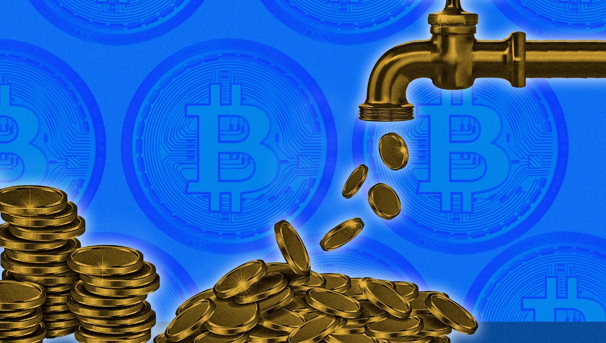 Bitcoin Price Today: Stabilizes at $117,000 Amid Fed Rate Cut and SEC Listing Change