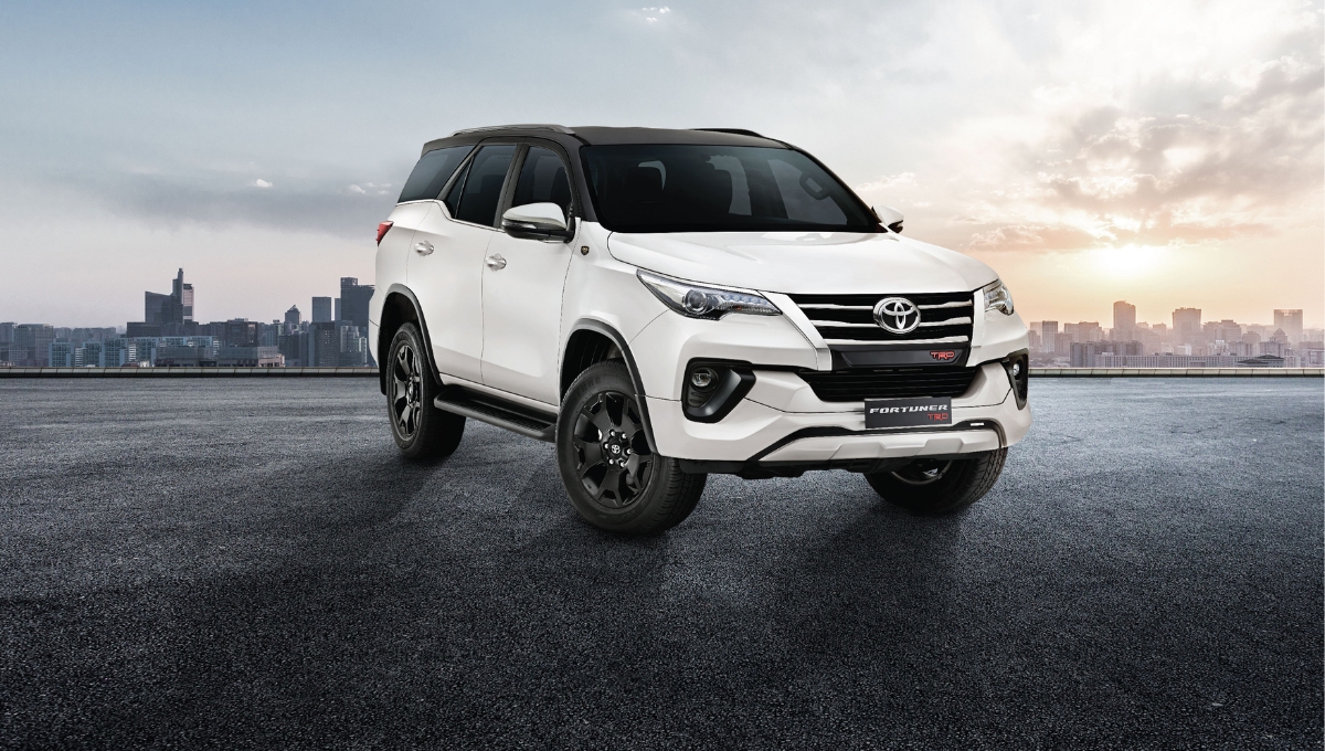 Toyota Fortuner 2025: Powerful 7-Seater SUV With 2.8L Diesel Engine, Price Starts at Rs33 Lakh