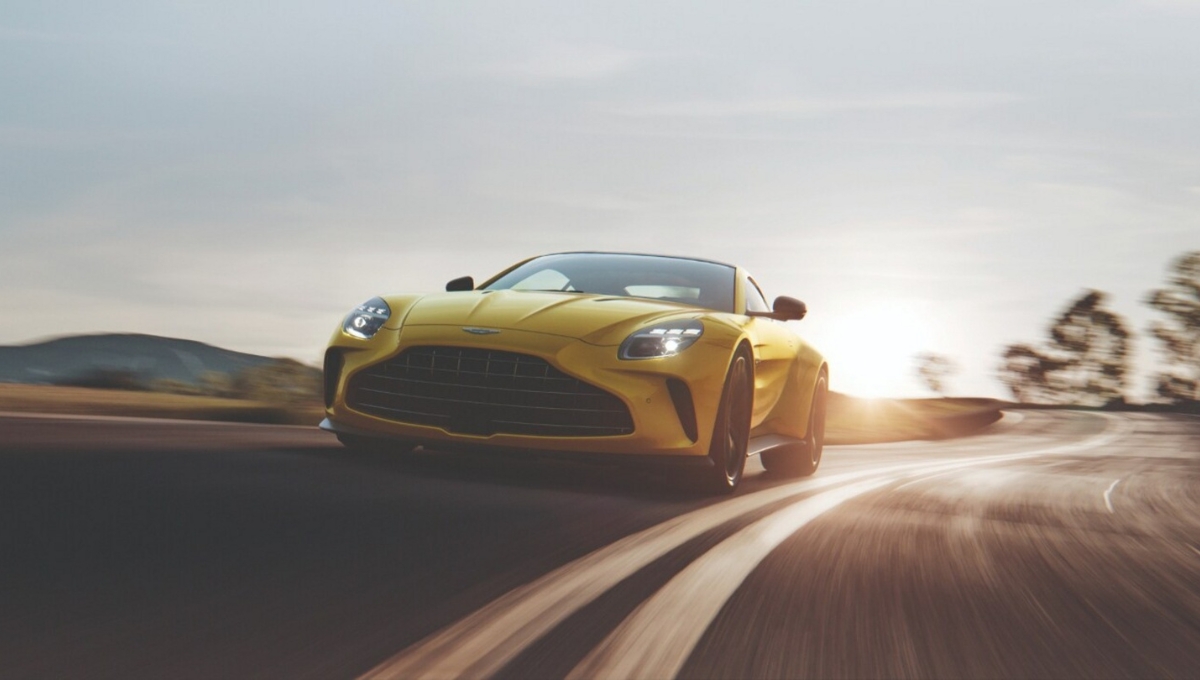 Aston Martin Vantage 2025: 656bhp Power, 325 km/h Speed, Starting at Rs 2.5 Crore