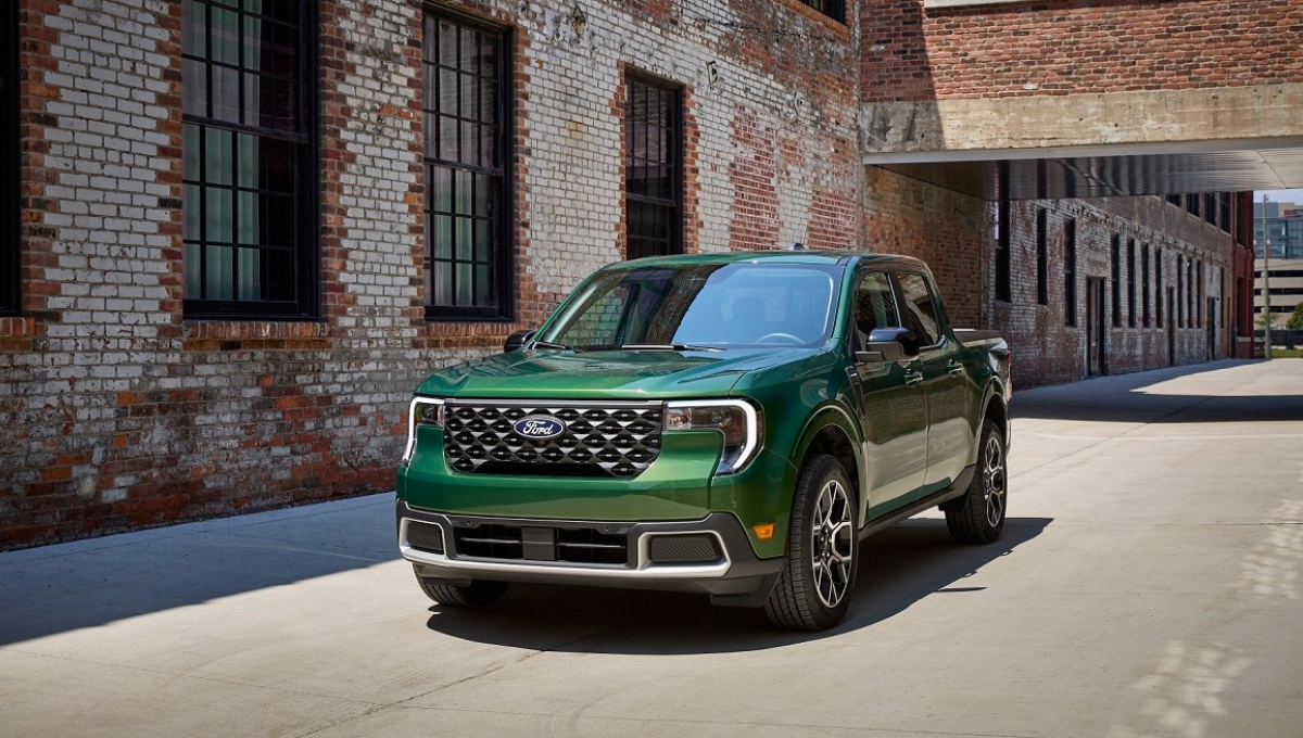 Ford Maverick: Compact Hybrid Pickup Truck with AWD, Powerful Turbo Engine, and Prices Starting at $29,840