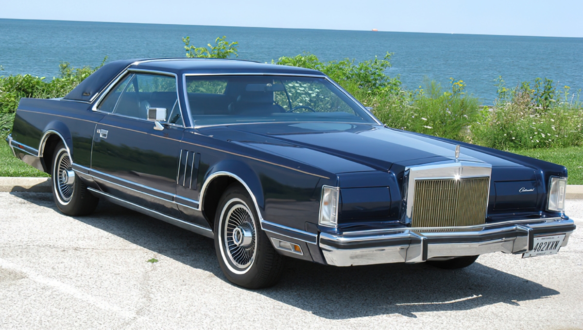 1979 Lincoln Mark V Collector Series: A royal, ground-level experience of the times