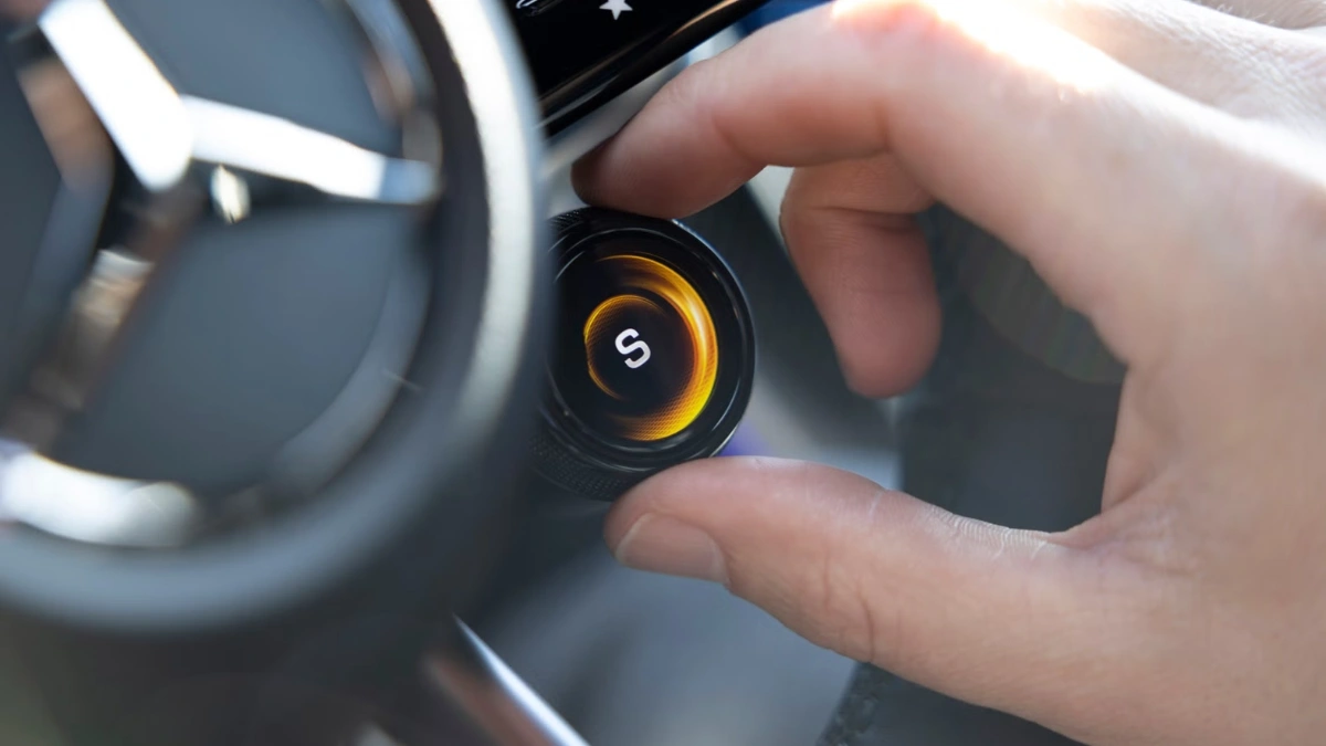 2025 Mercedes-AMG C63