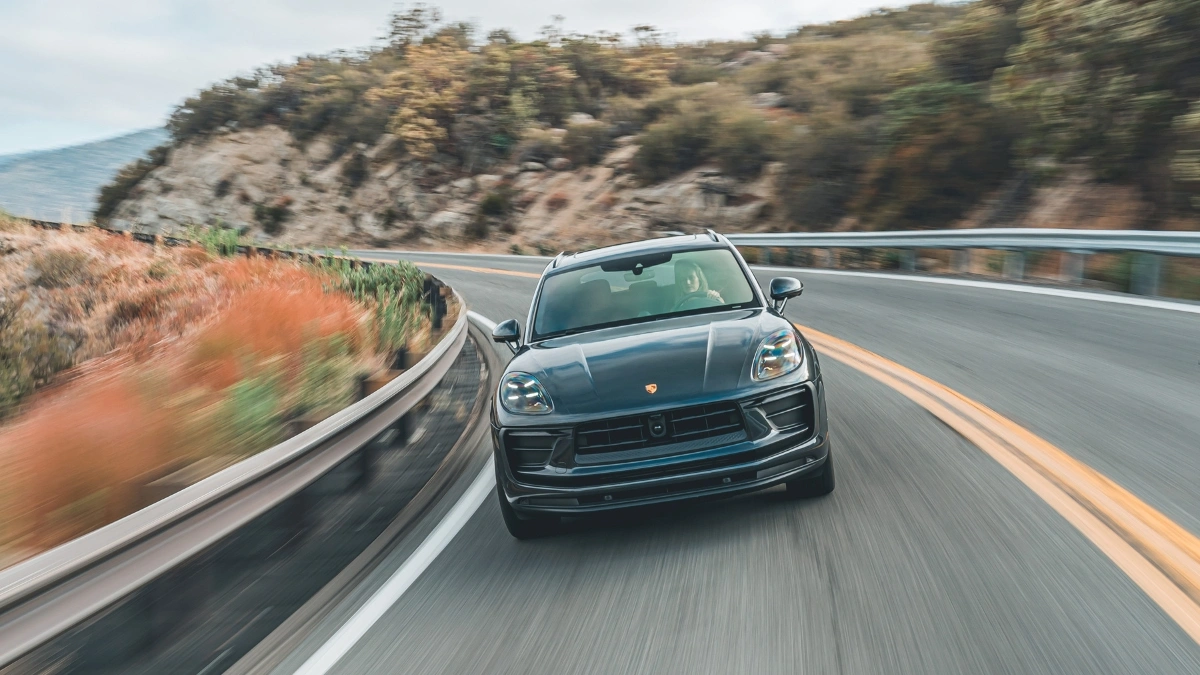 2025 Porsche Macan