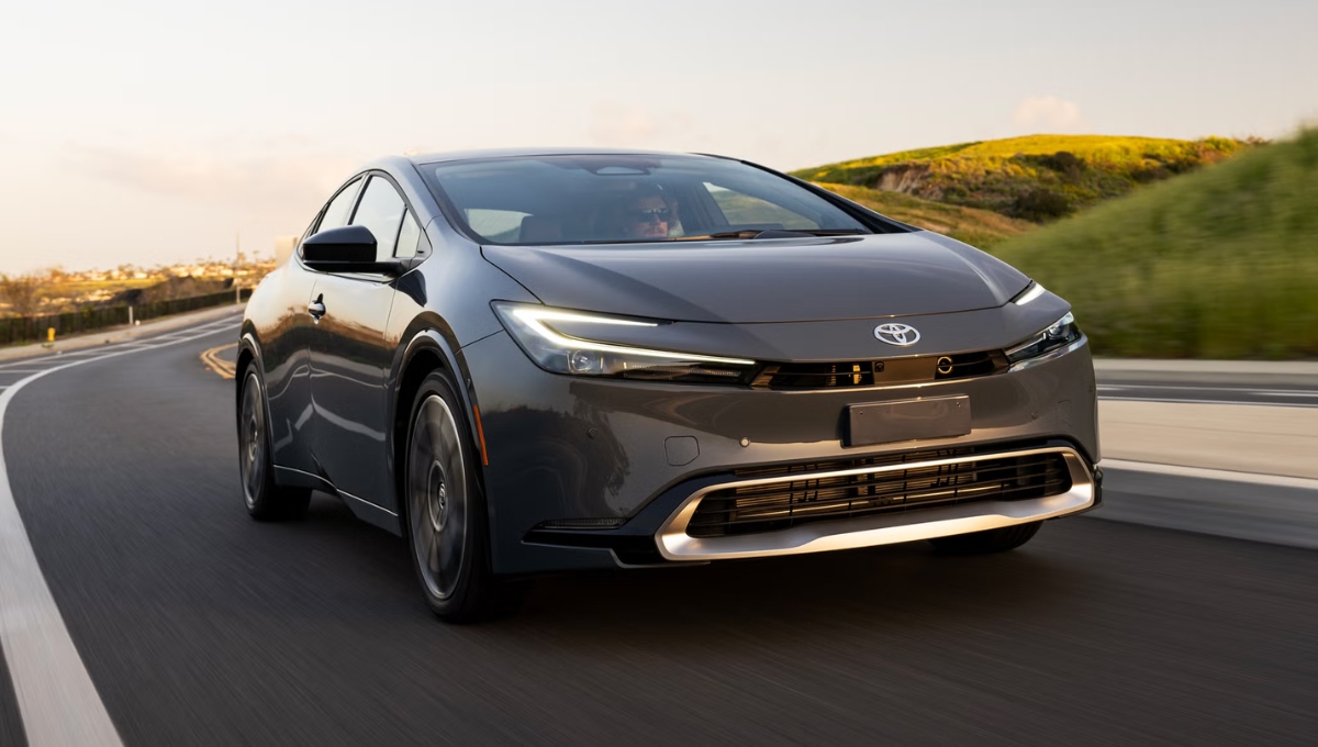 Toyota Prius PHEV 2025: Now even more stylish, powerful and fuel-efficient