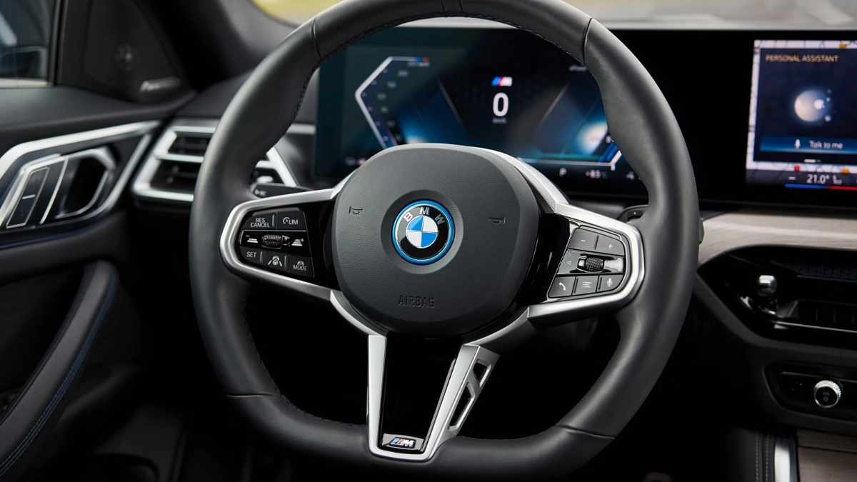 BMW i4