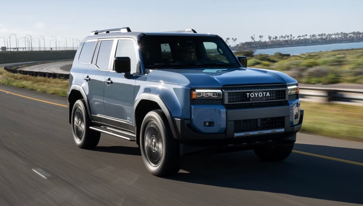 Toyota Land Cruiser 2025: Strong looks, hybrid engine and a new chapter in off-roading