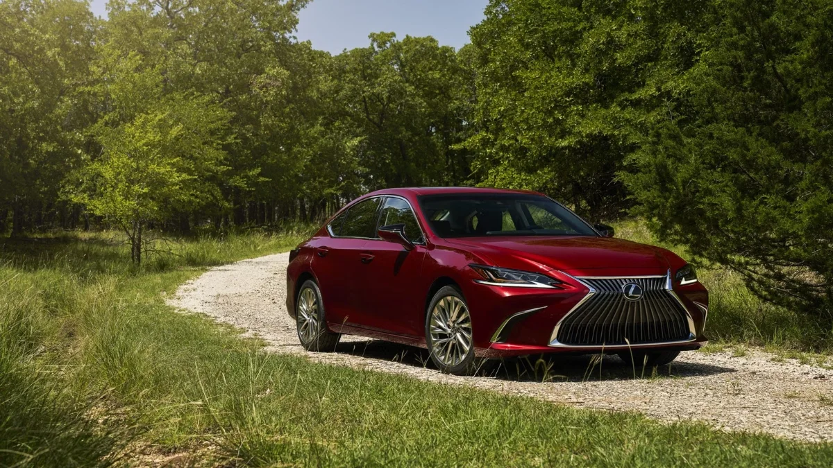 Lexus ES